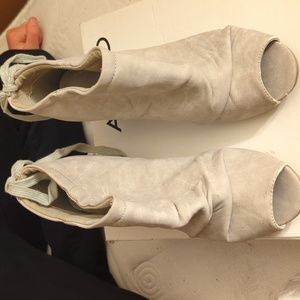 Aldo Checo hidden wedge 2.5 inch heel suede